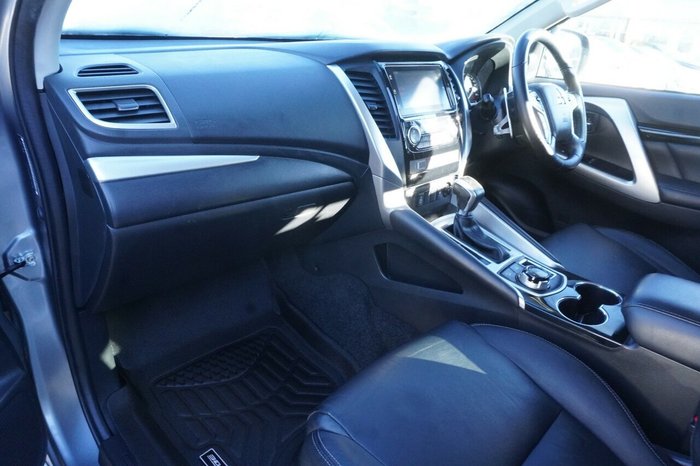 2018 Mitsubishi Pajero Sport GLS