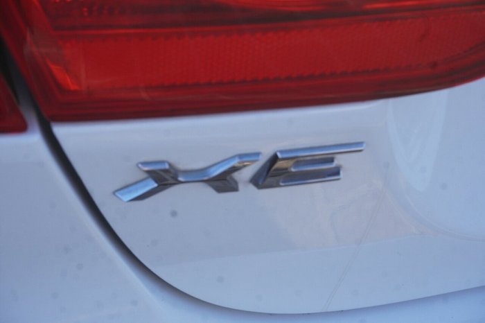2016 Jaguar XE 20t Prestige