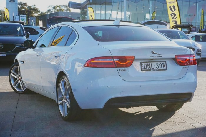 2016 Jaguar XE 20t Prestige
