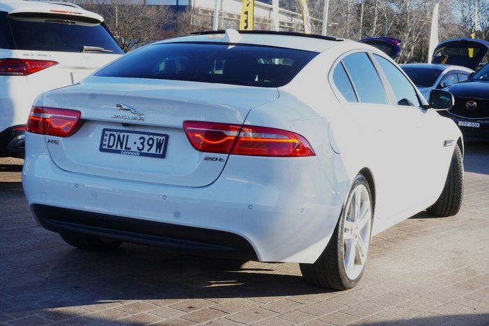 2016 Jaguar XE 20t Prestige