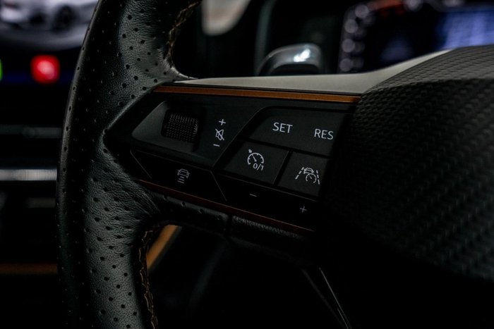 2023 CUPRA Leon V
