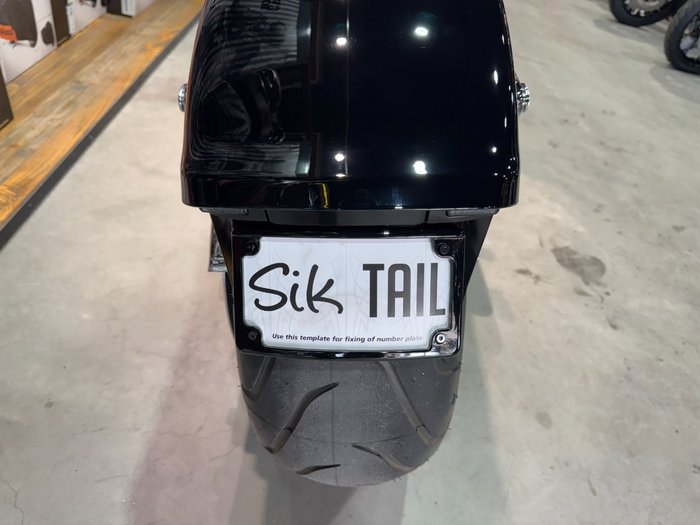 2025 Harley-davidson FLFB FAT BOY (117) Vivid Black