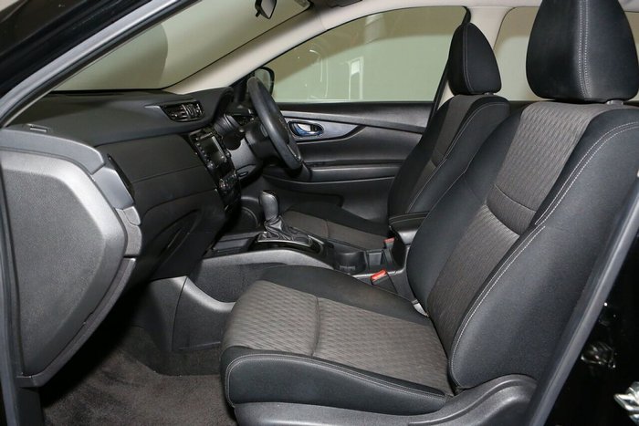 2021 Nissan X-TRAIL ST