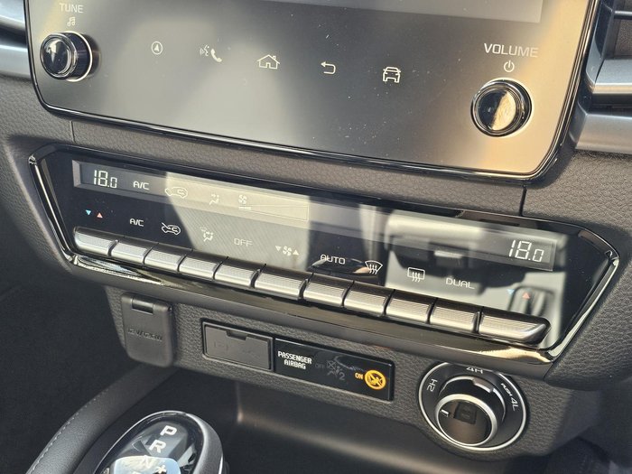 2025 Mazda BT-50 XTR