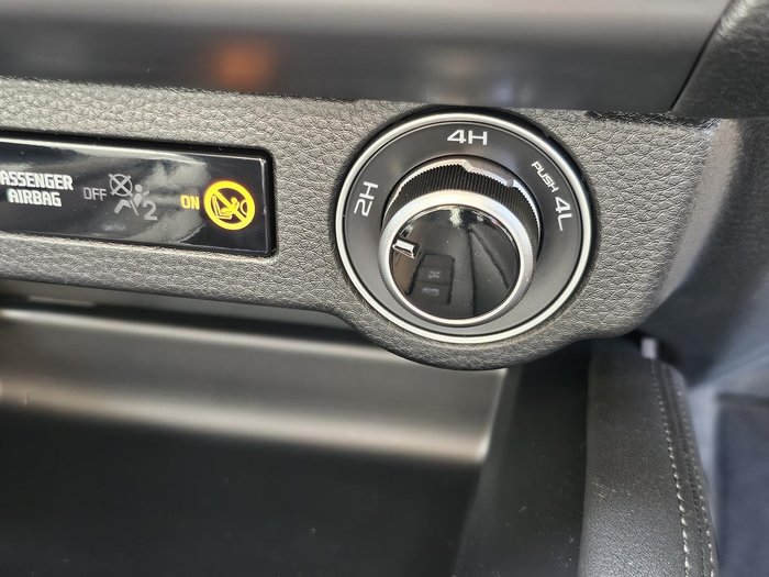 2025 Mazda BT-50 XTR