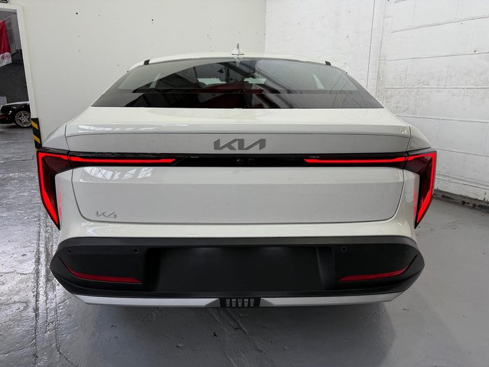 2025 Kia K4 S