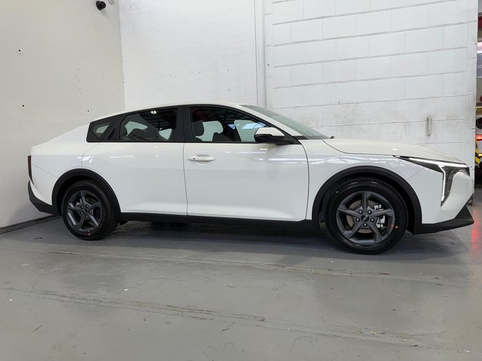 2025 Kia K4 S