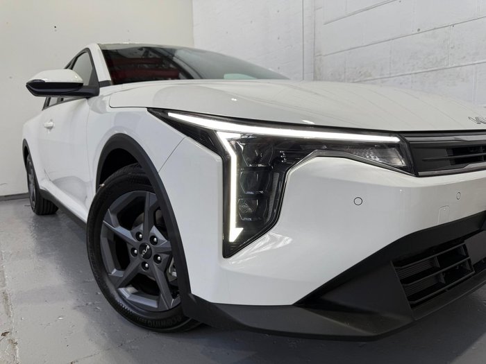 2025 Kia K4 S