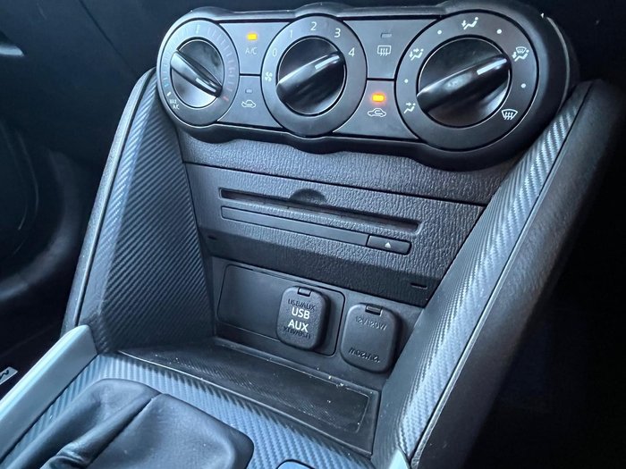 2014 Mazda 2 Neo