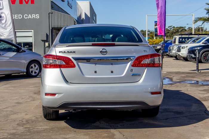 2013 Nissan Pulsar Ti