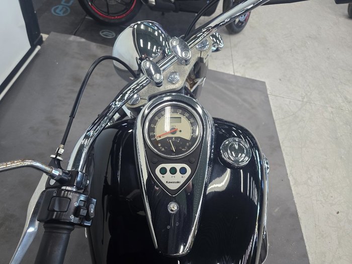 2010 Kawasaki VULCAN 900 (VN900) CLASSIC Black