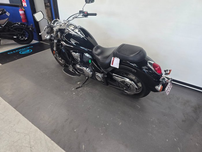 2010 Kawasaki VULCAN 900 (VN900) CLASSIC Black