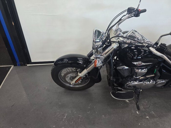 2010 Kawasaki VULCAN 900 (VN900) CLASSIC Black