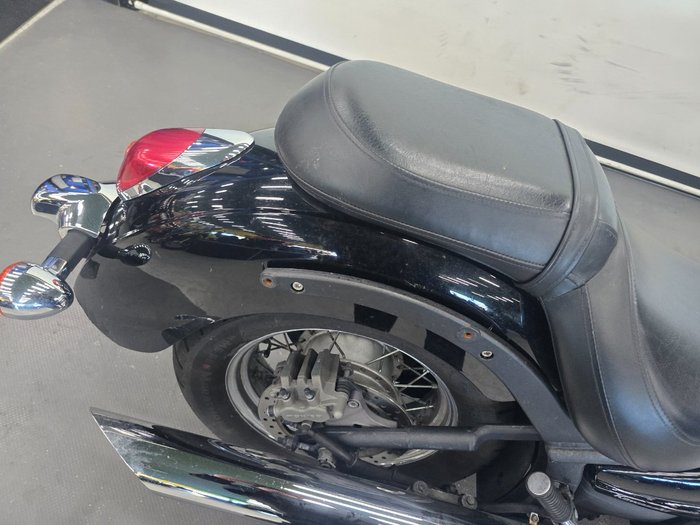 2010 Kawasaki VULCAN 900 (VN900) CLASSIC Black