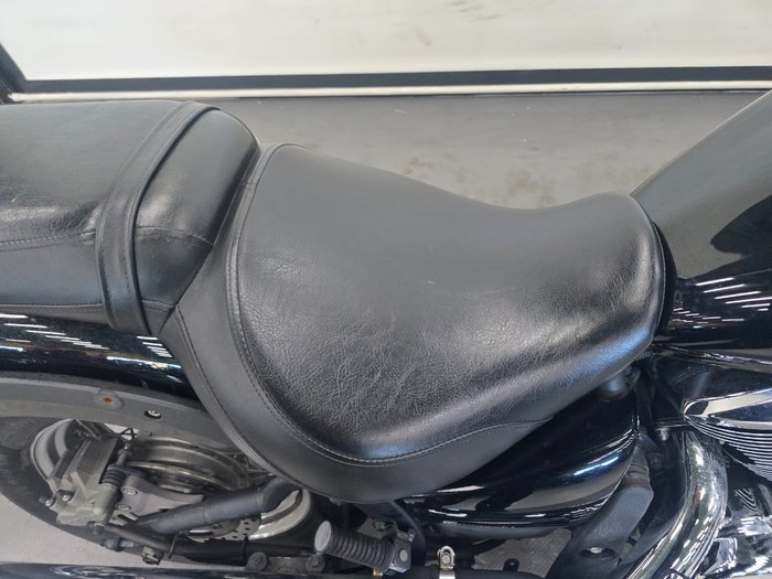 2010 Kawasaki VULCAN 900 (VN900) CLASSIC Black