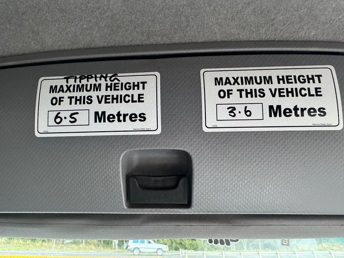 2016 Isuzu Fyj 2000 WHITE