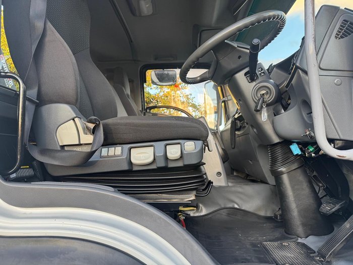 2016 Isuzu Fyj 2000 WHITE