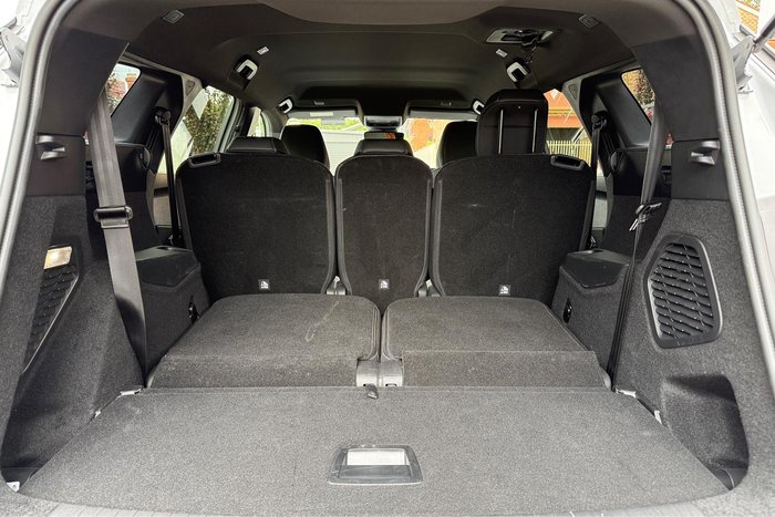 2025 Peugeot 5008 Allure Hybrid