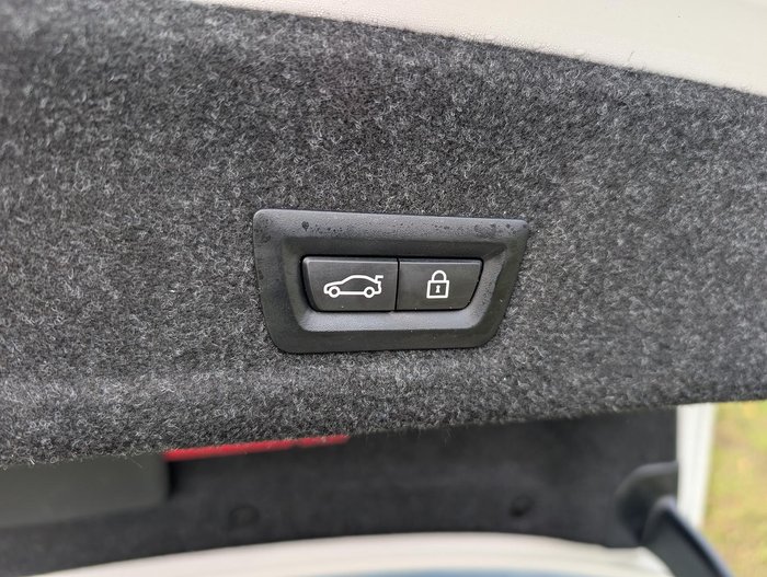 2023 BMW 3 Series 330i M Sport G20 LCI Alpine White