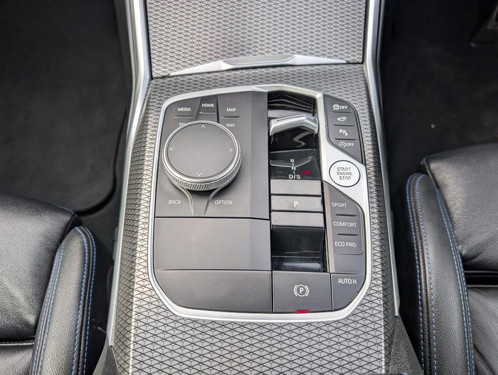 2023 BMW 3 Series 330i M Sport G20 LCI Alpine White