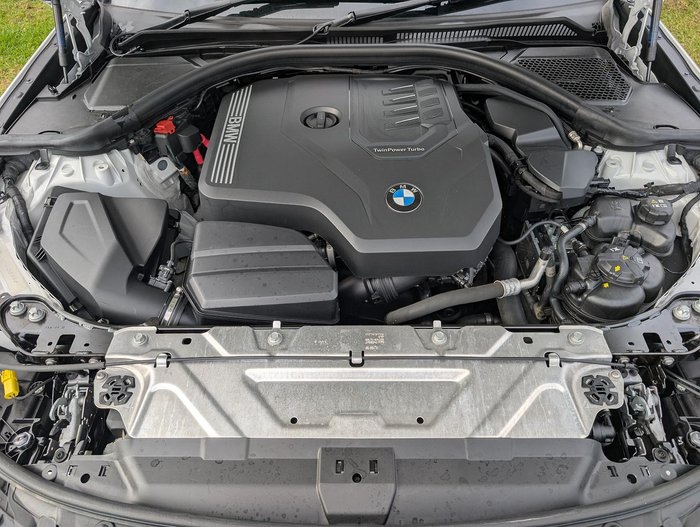 2023 BMW 3 Series 330i M Sport G20 LCI Alpine White