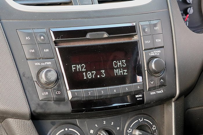 2011 Suzuki Swift GA