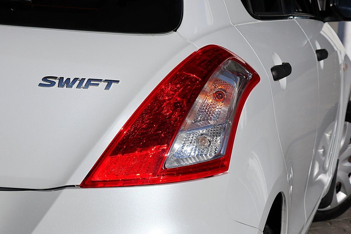 2011 Suzuki Swift GA