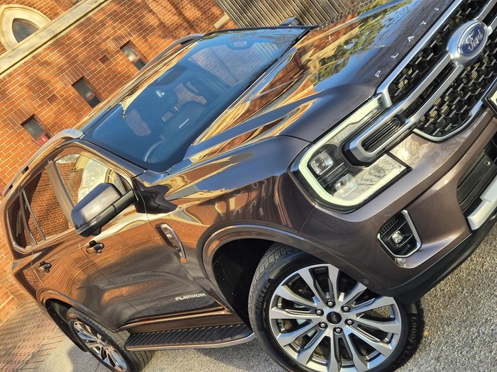 2024 Ford Everest Platinum