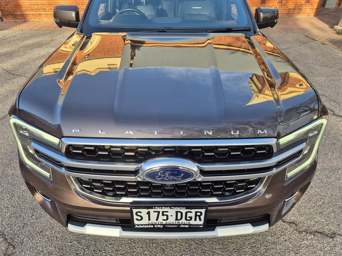 2024 Ford Everest Platinum