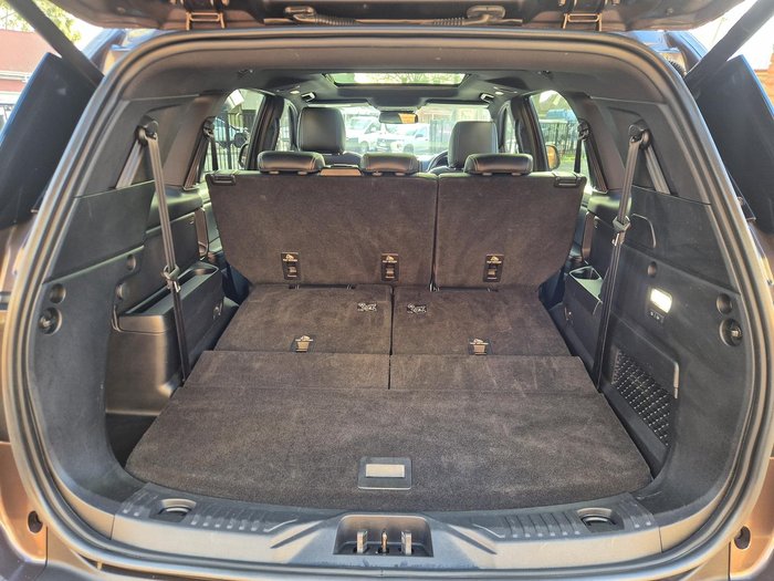 2024 Ford Everest Platinum