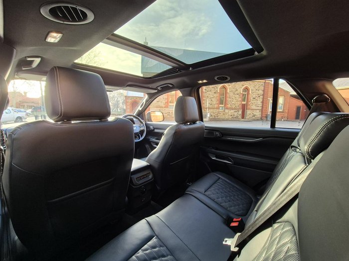 2024 Ford Everest Platinum
