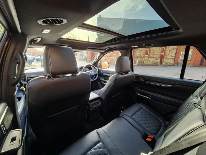 2024 Ford Everest Platinum