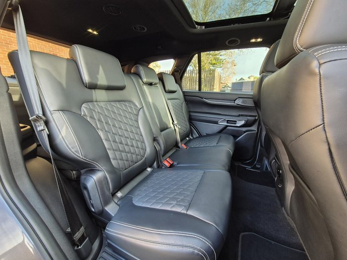 2024 Ford Everest Platinum