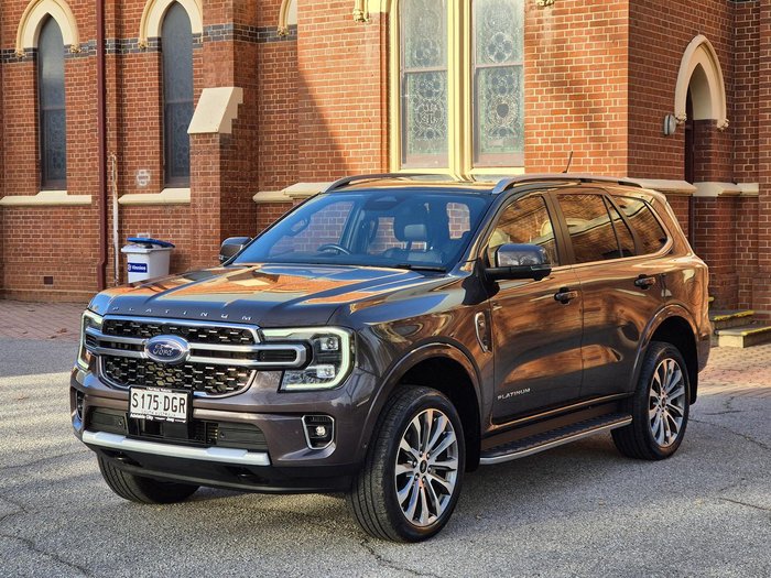 2024 Ford Everest Platinum