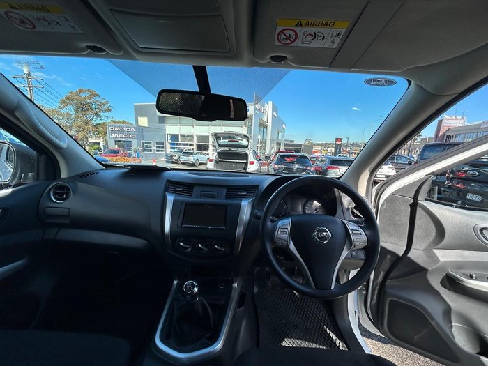 2018 Nissan Navara RX