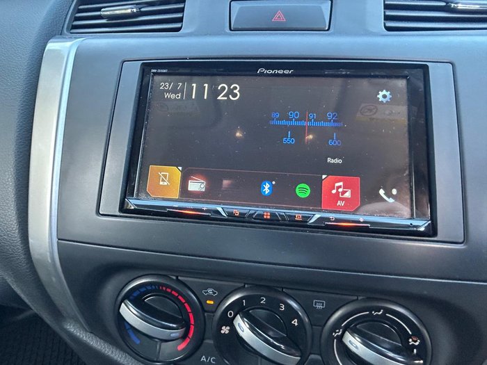 2018 Nissan Navara RX