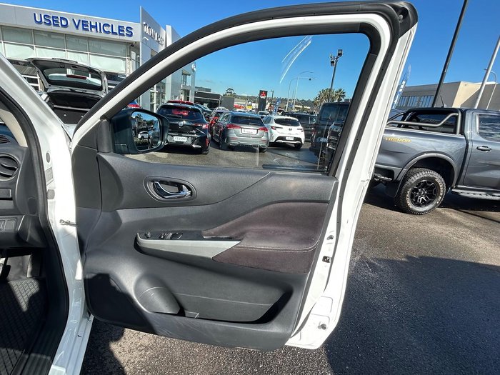2018 Nissan Navara RX