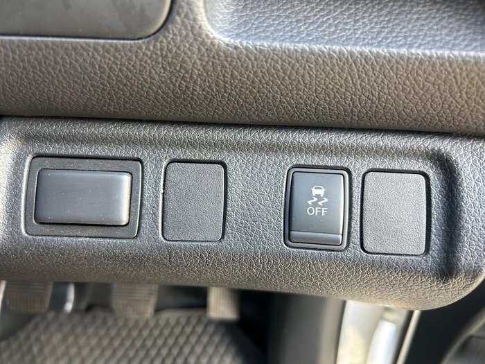 2018 Nissan Navara RX
