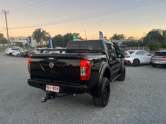 2020 Nissan Navara ST-X