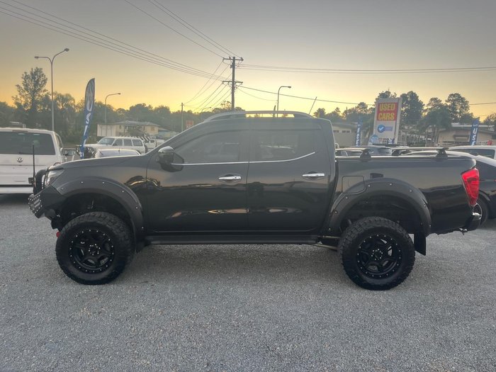 2020 Nissan Navara ST-X