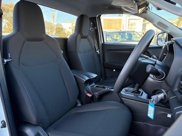 2025 Isuzu D-MAX SX