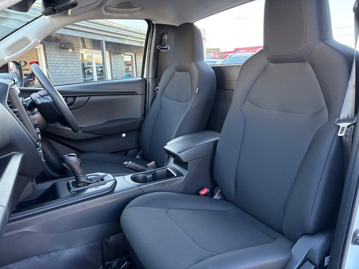 2025 Isuzu D-MAX SX