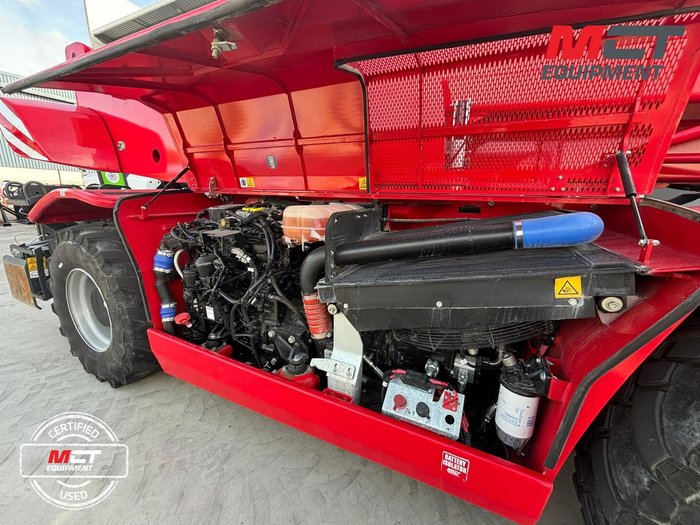 2023 Magni Rth 8.27 Red