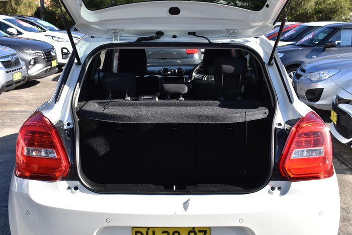 2023 Suzuki Swift GL Plus AZ Series II Pure White