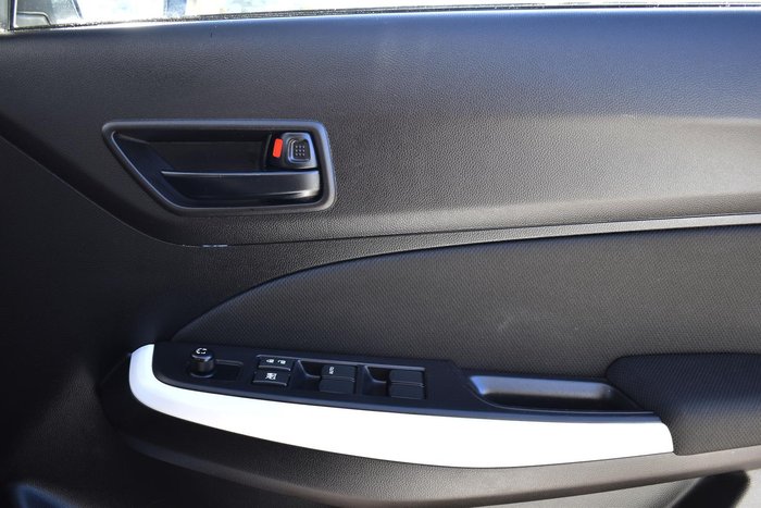 2023 Suzuki Swift GL Plus AZ Series II Pure White