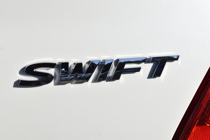 2023 Suzuki Swift GL Plus AZ Series II Pure White