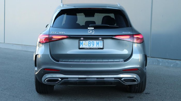 2023 Mercedes-Benz GLC-Class GLC300