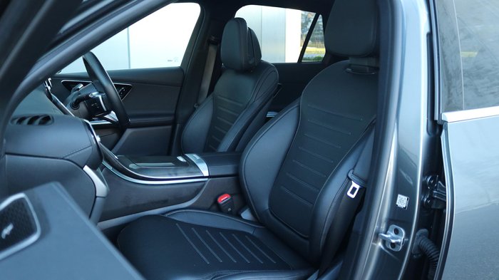 2023 Mercedes-Benz GLC-Class GLC300