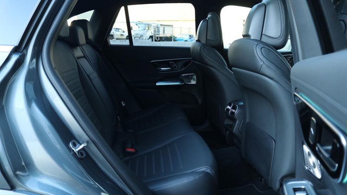 2023 Mercedes-Benz GLC-Class GLC300