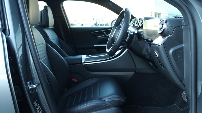 2023 Mercedes-Benz GLC-Class GLC300